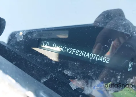 2024 Honda Accord Hybrid Touring z USA, uszkodzony, nr VIN 1HGCY2F82RA070462